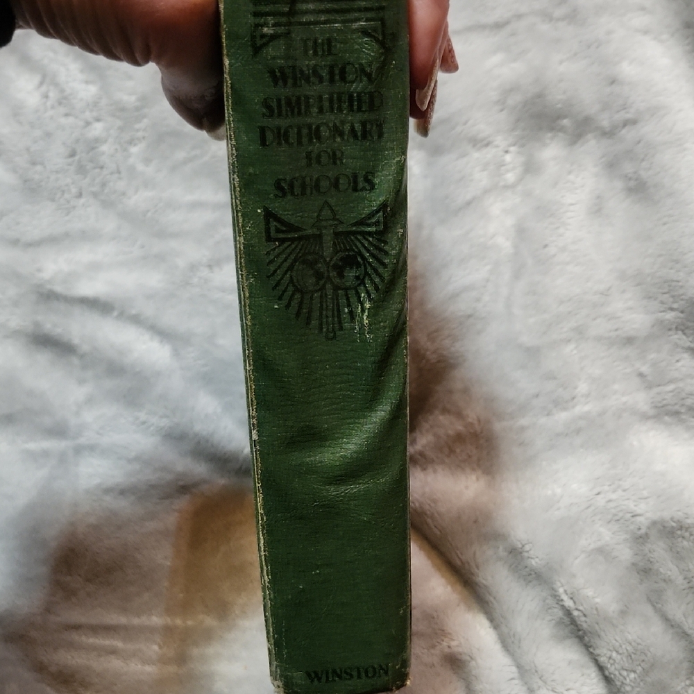 Vintage  ..The Winston Simplified Dictionary for Schools - Green Hardcover - Picture 2 of 7